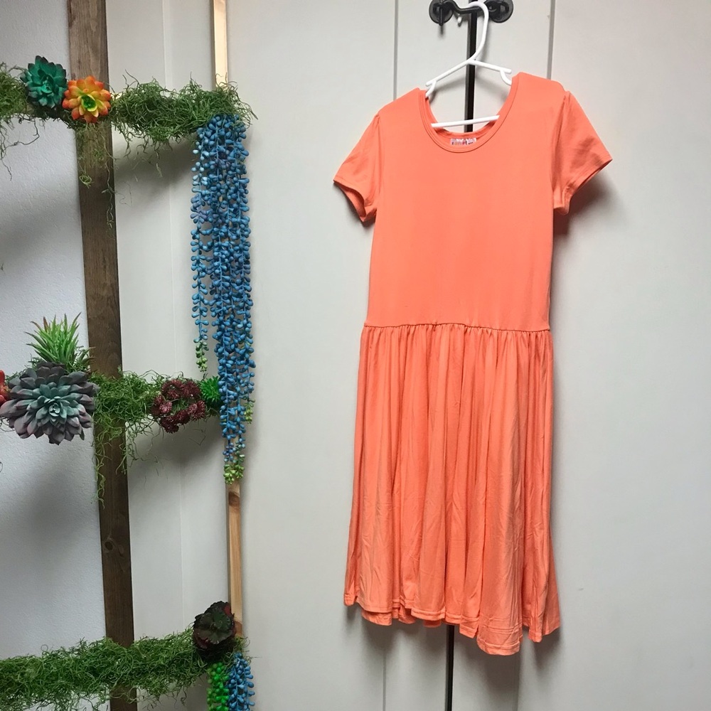 🌈🎀Dot Dot Smile Cap Dress, Size 8/10!🎀🌈